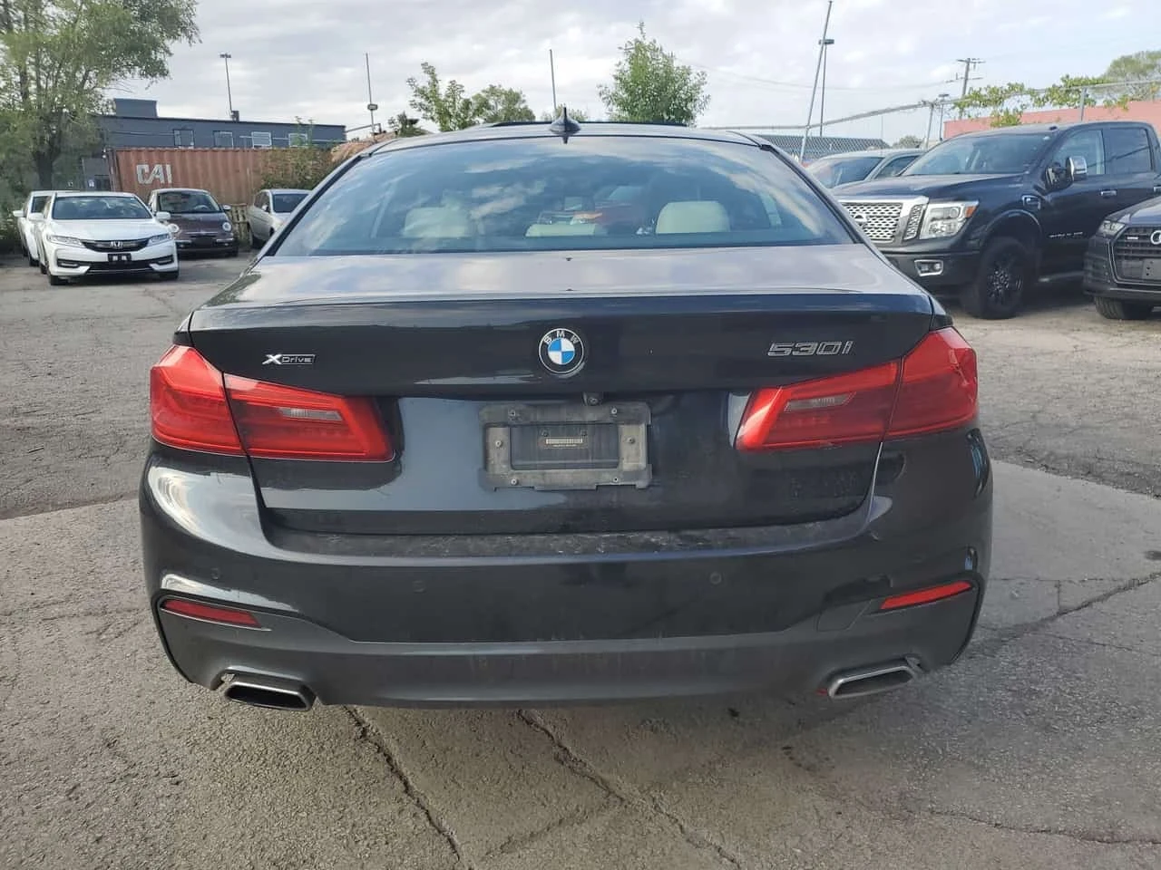 BMW 530 * 530i xDrive * АВТОКРЕДИТ БЕЗ ПЪРВОНАЧАЛНА ВНОСКА, снимка 4 - Автомобили и джипове - 55767135