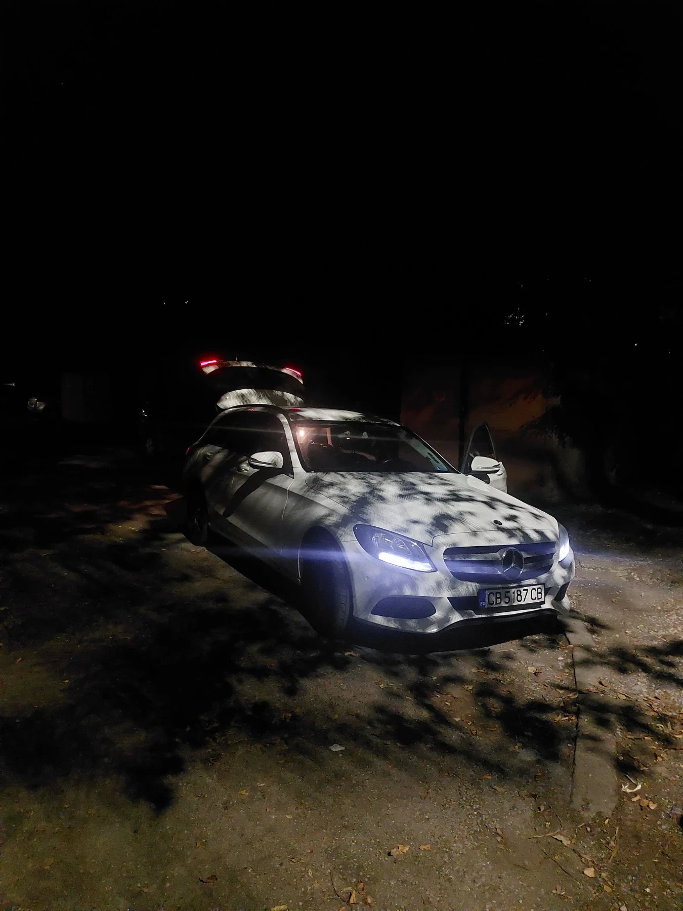 Mercedes-Benz C 220, снимка 14 - Автомобили и джипове - 55837836