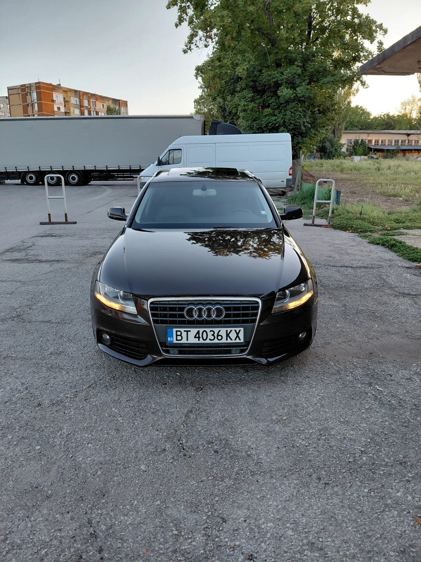 Audi A4 B8 2.0 143кс
