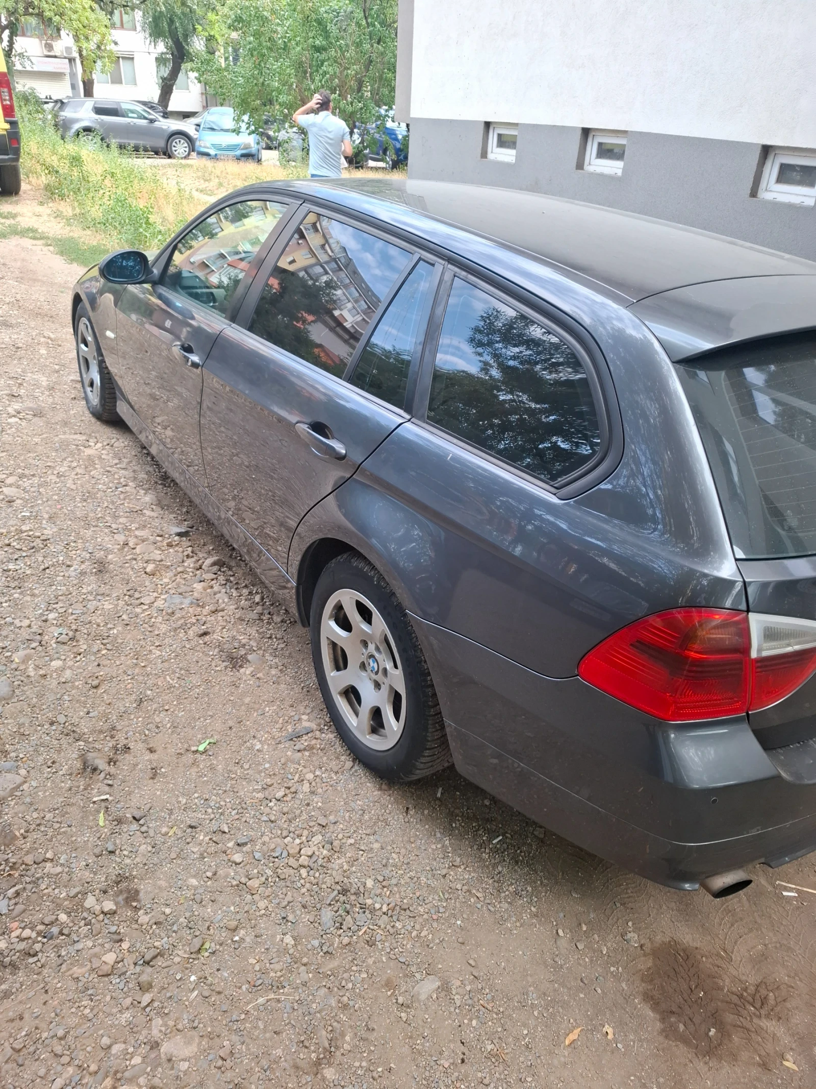 BMW 320, снимка 3 - Автомобили и джипове - 56041640