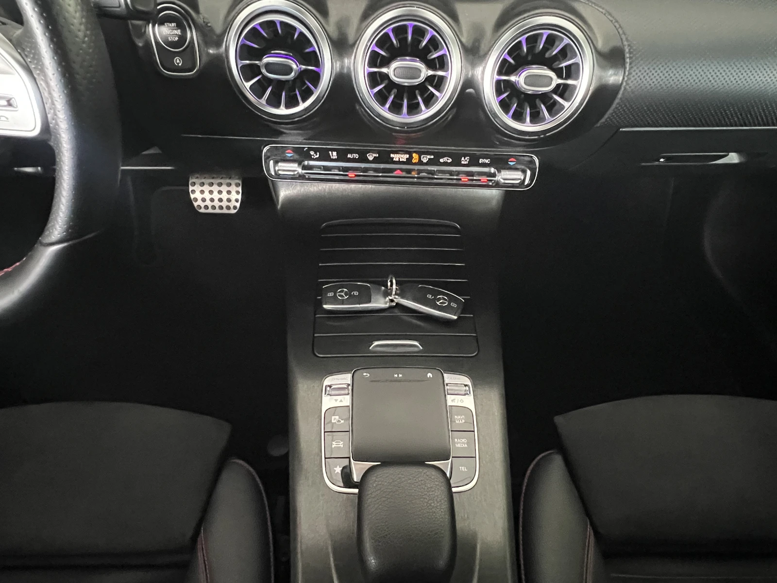 Mercedes-Benz A 250 4-Matic* AMG-Line* CarPlay* Keyless* Distronic | Mobile.bg � ����������� 12