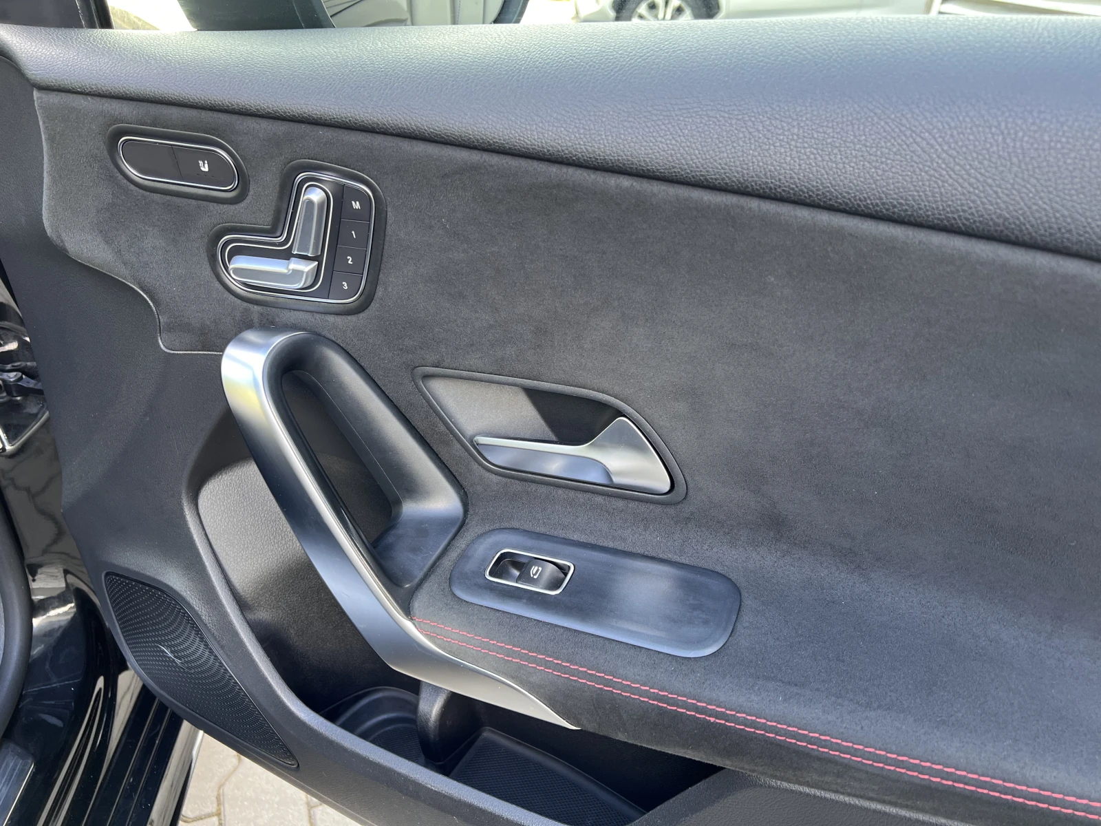 Mercedes-Benz A 250 4-Matic* AMG-Line* CarPlay* Keyless* Distronic | Mobile.bg � ����������� 10