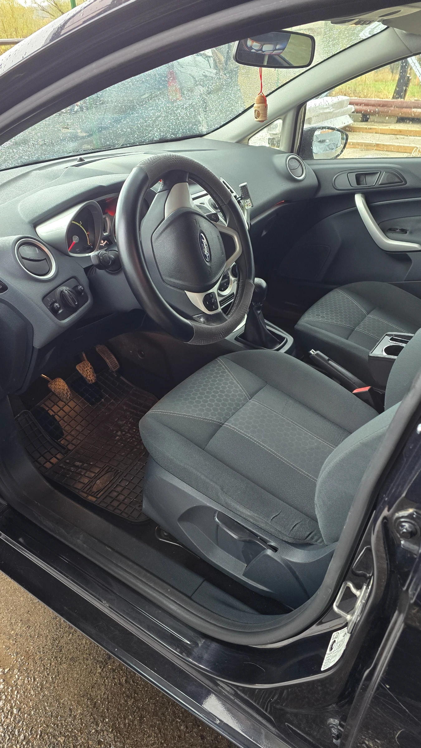 Ford Fiesta, снимка 7 - Автомобили и джипове - 56747077