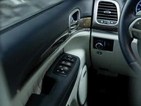 Jeep Grand cherokee SUMMIT* H&K* PANO* CAM* ОБДУХВ* ПОДГРЕВ* NAVI* , снимка 13