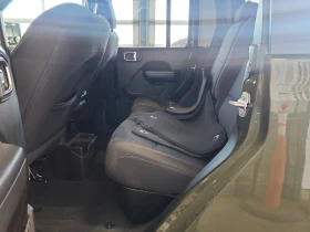 Jeep Gladiator * RUBICON CREW CAB SHORT BED * CARFAX *  | Mobile.bg    13
