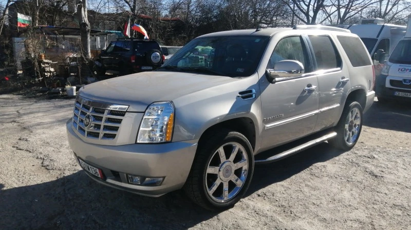 Cadillac Escalade На Части, снимка 1 - Автомобили и джипове - 47890247