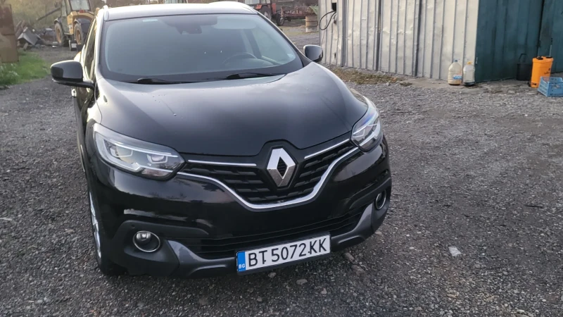 Renault Kadjar, снимка 1 - Автомобили и джипове - 48079008