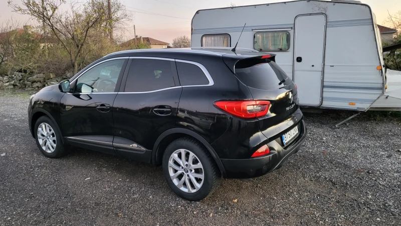 Renault Kadjar, снимка 3 - Автомобили и джипове - 48079008