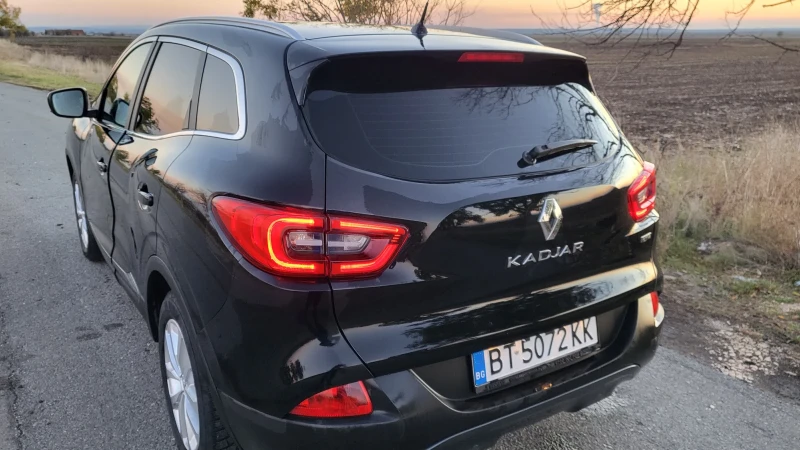 Renault Kadjar, снимка 4 - Автомобили и джипове - 48079008