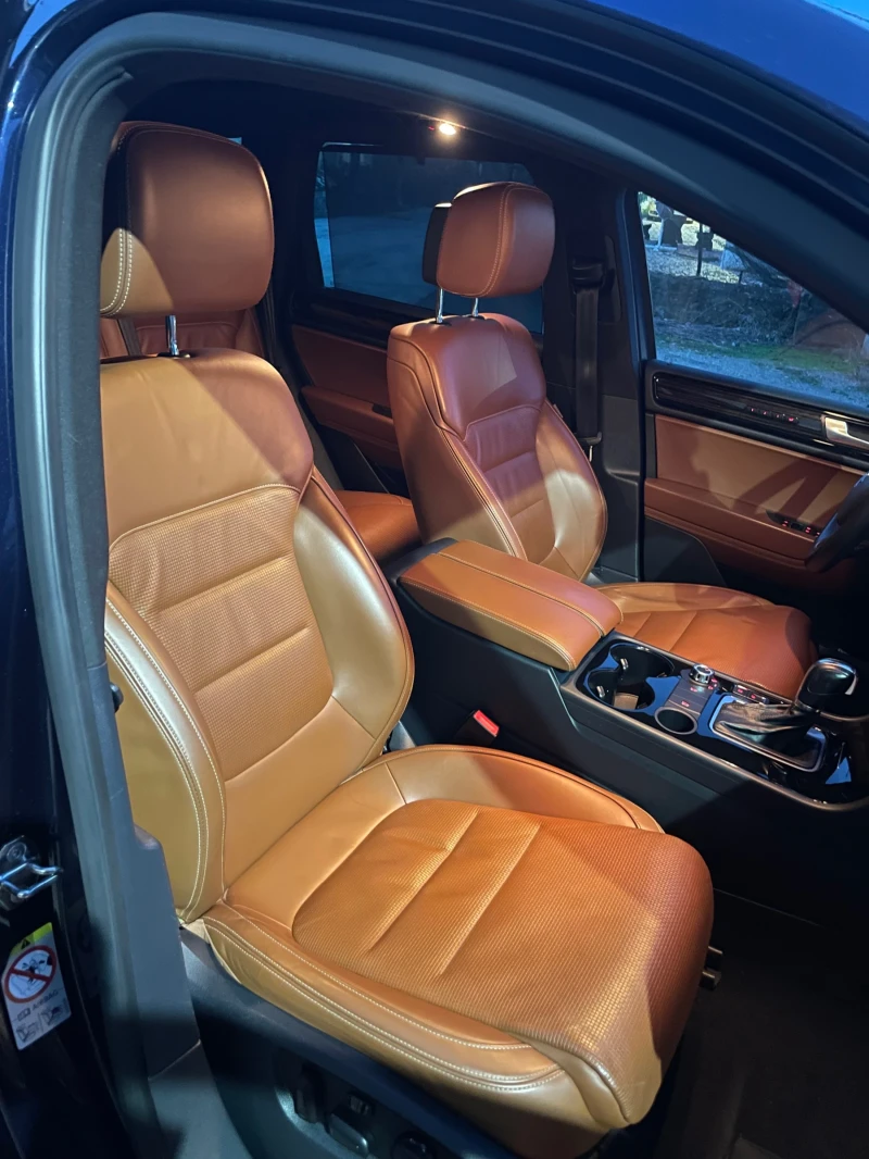 VW Touareg 3.0 EDITION X, снимка 10 - Автомобили и джипове - 52426982