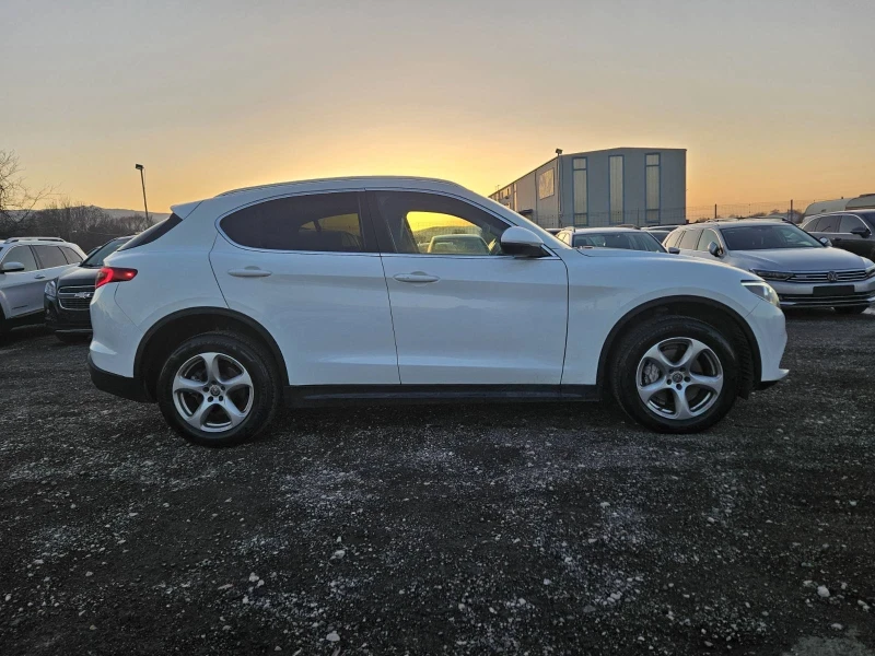 Alfa Romeo Stelvio, снимка 5 - Автомобили и джипове - 52393945