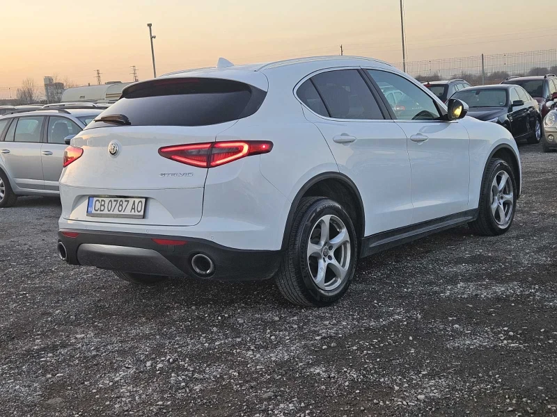 Alfa Romeo Stelvio, снимка 4 - Автомобили и джипове - 52393945