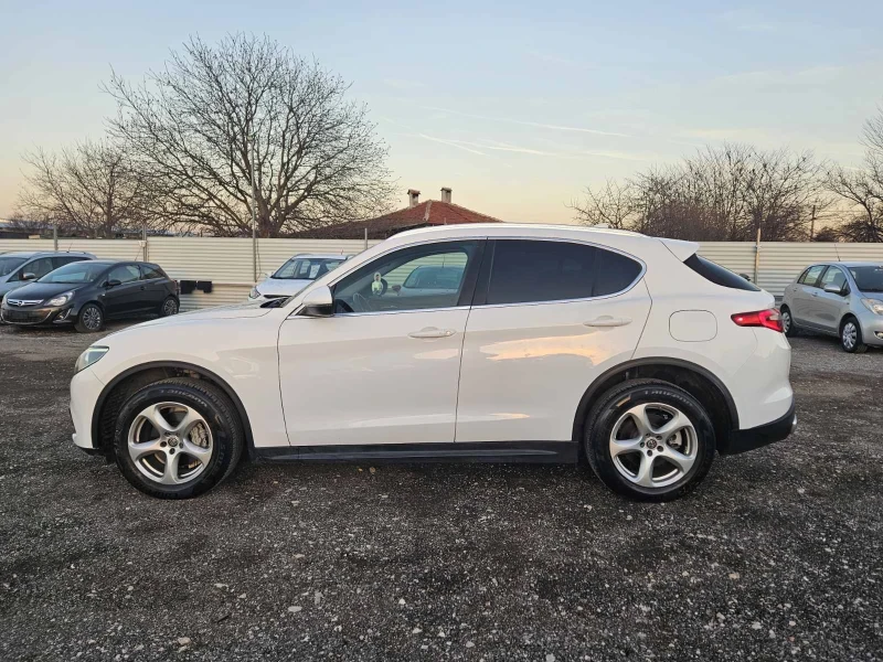Alfa Romeo Stelvio, снимка 6 - Автомобили и джипове - 52393945