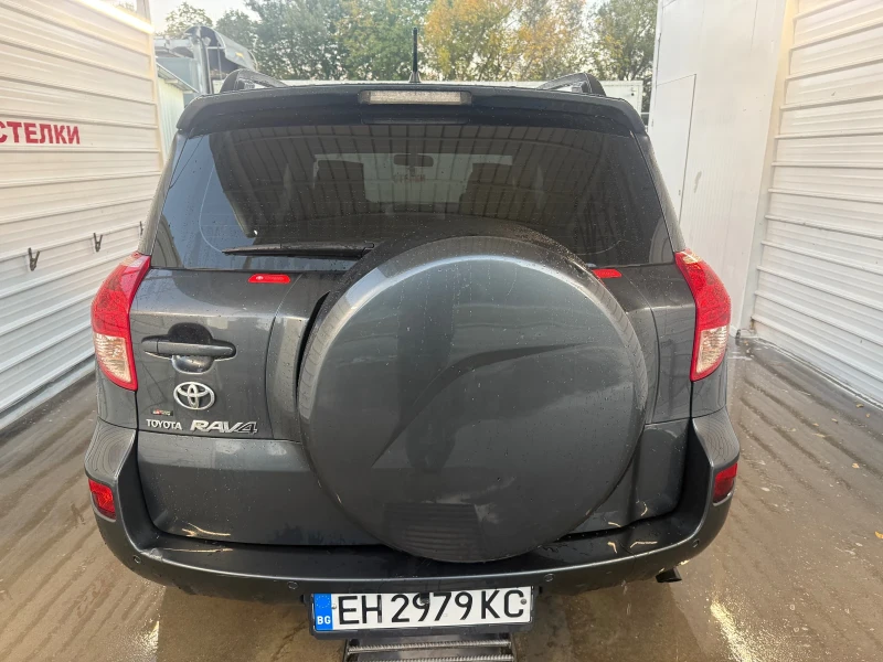 Toyota Rav4 2.2 dcat, снимка 4 - Автомобили и джипове - 52852089