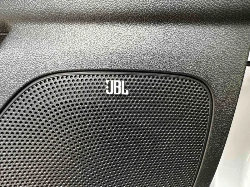 Kia Sportage 2.0CRDI* FULL* AVTOMAT* NAVI* AWD, снимка 7 - Автомобили и джипове - 53035250