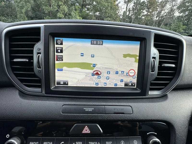 Kia Sportage 2.0CRDI* FULL* AVTOMAT* NAVI* AWD, снимка 10 - Автомобили и джипове - 53035250