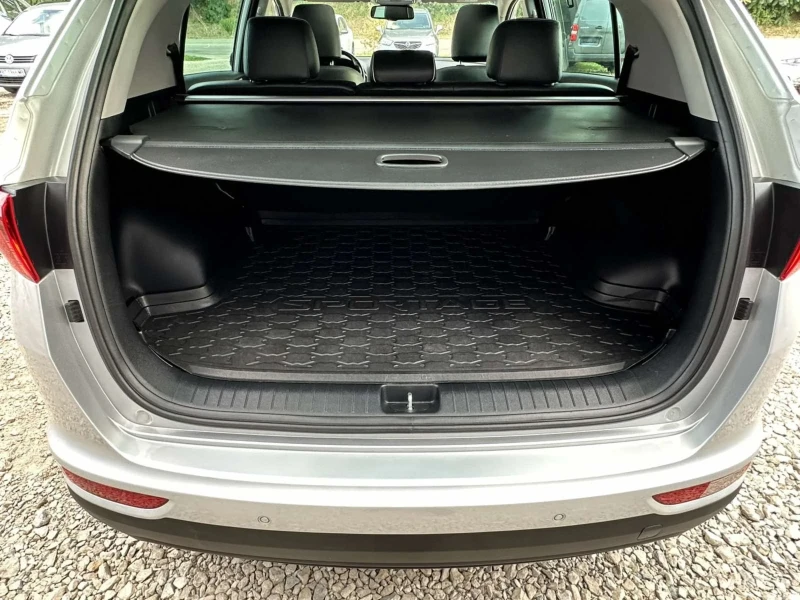 Kia Sportage 2.0CRDI* FULL* AVTOMAT* NAVI* AWD, снимка 12 - Автомобили и джипове - 53035250