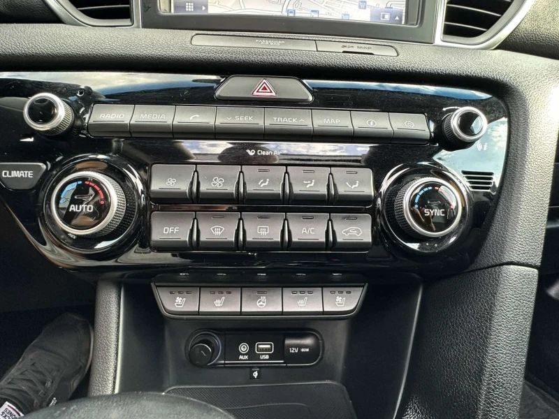 Kia Sportage 2.0CRDI* FULL* AVTOMAT* NAVI* AWD, снимка 16 - Автомобили и джипове - 53035250