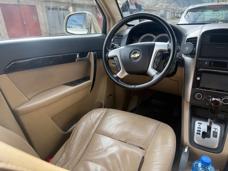Chevrolet Captiva 2.0D, снимка 7 - Автомобили и джипове - 53057032