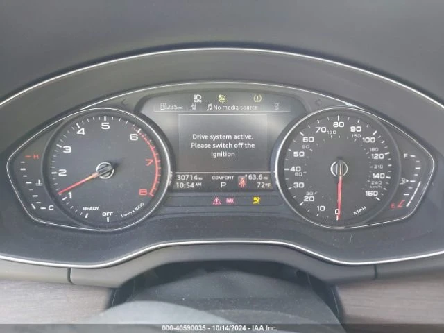 Audi Q5 45TFSI* PREMIUM* ПОДГРЕВ* КАМЕРА* МАСАЖ* LANE* ASS, снимка 8 - Автомобили и джипове - 48177792