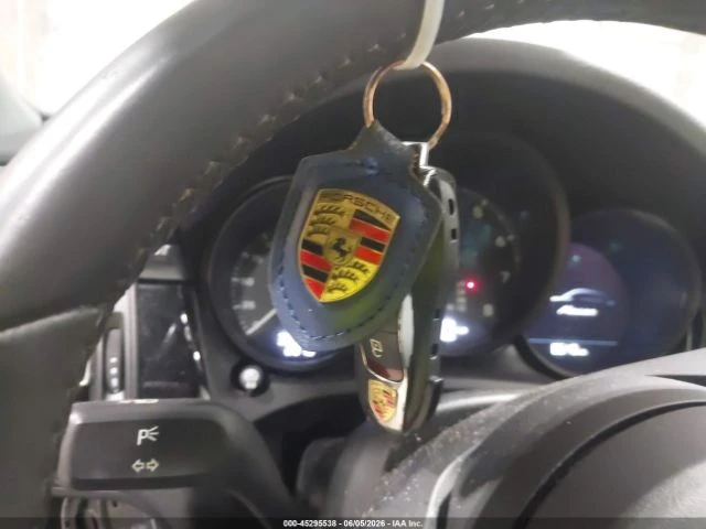 Porsche Macan * КОЖА* ПОДГРЕВ* ОБДУХВАНЕ* ПАНОРАМА* LED* , снимка 9 - Автомобили и джипове - 55065725