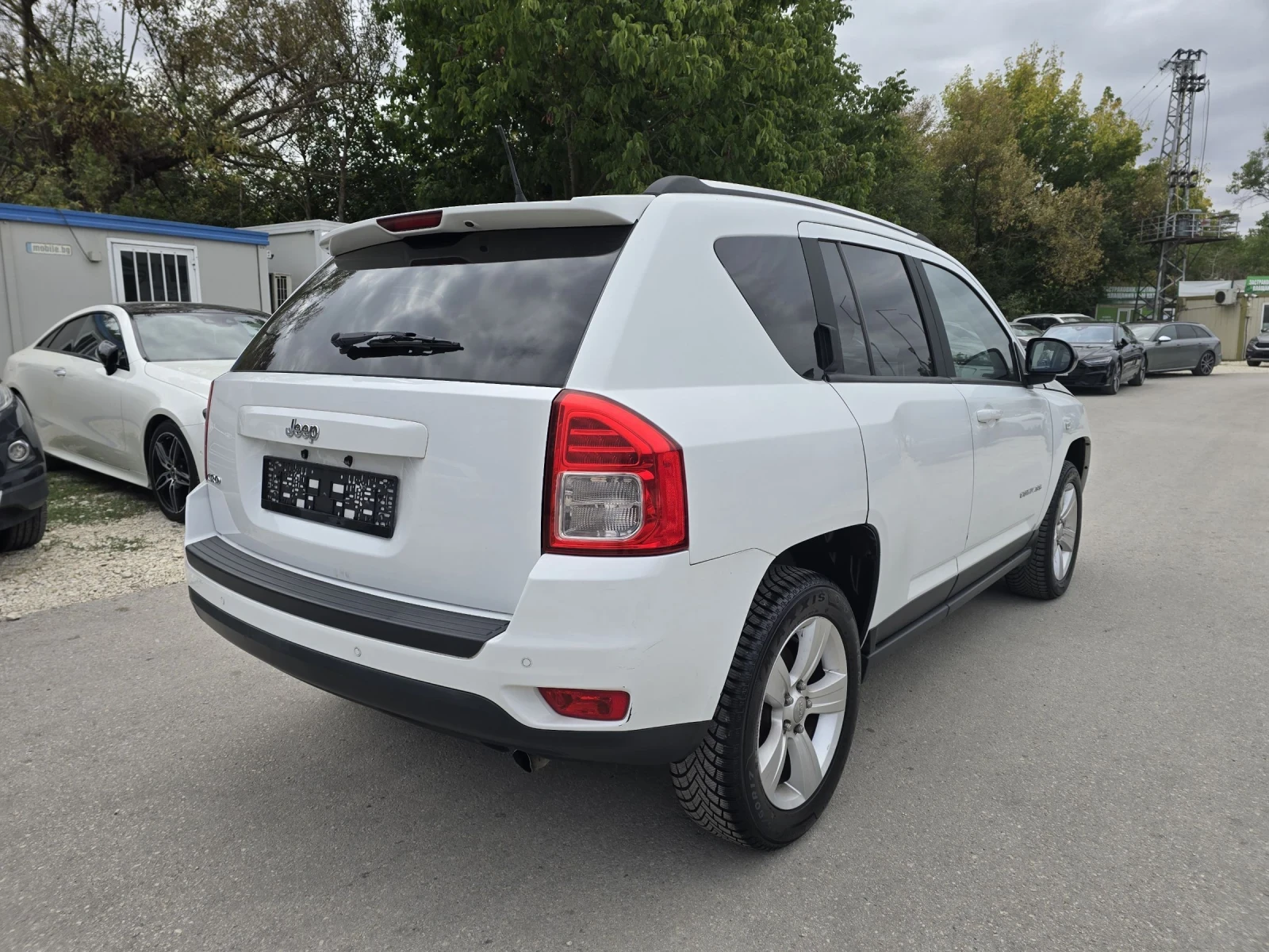 Jeep Compass 2.2D 136к.с Топ състояние  - изображение 4