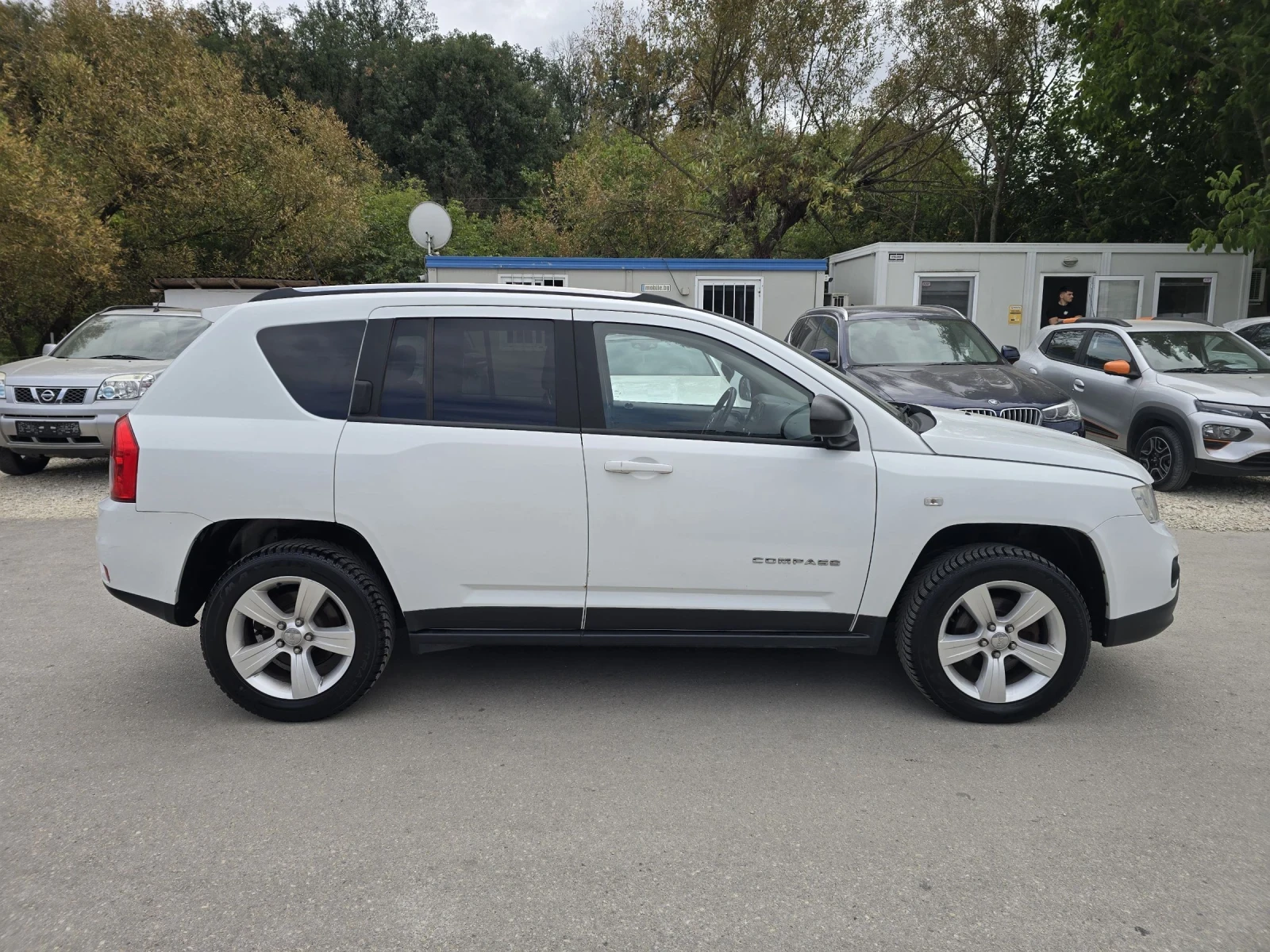Jeep Compass 2.2D 136к.с Топ състояние  - изображение 8