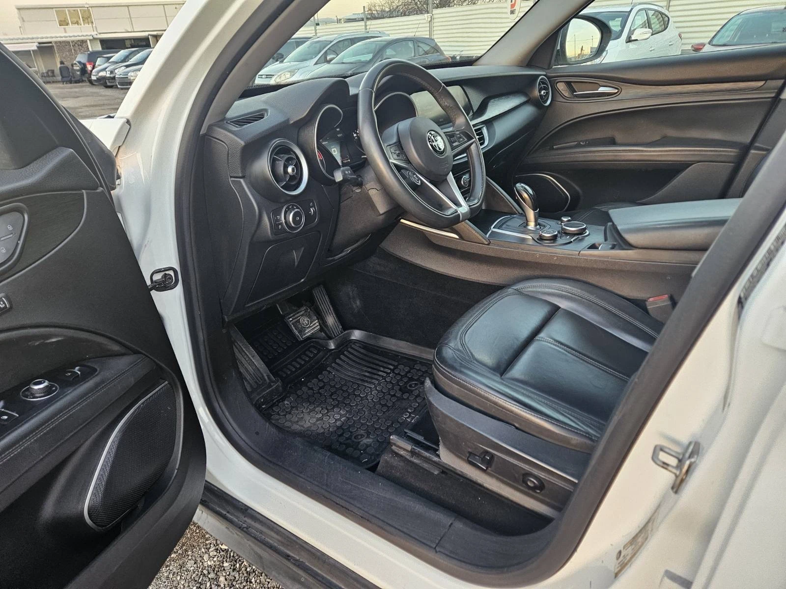 Alfa Romeo Stelvio | Mobile.bg   14