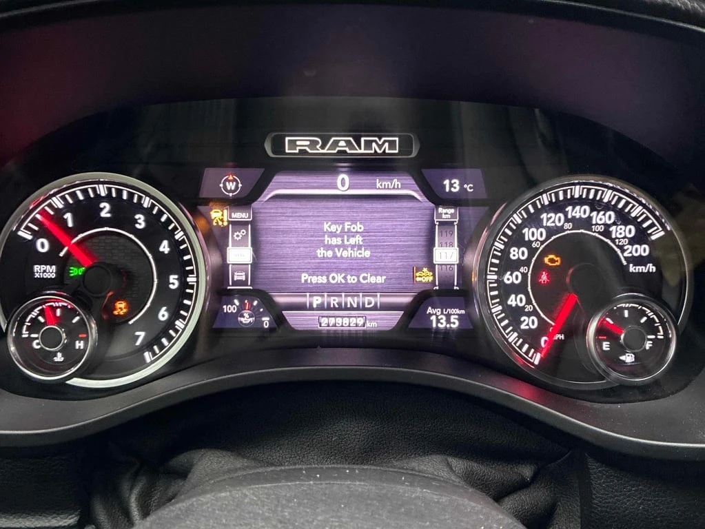 Dodge RAM 1500 2020 SPORT * CARFAX * ��� ������������ ������ | Mobile.bg � ����������� 9