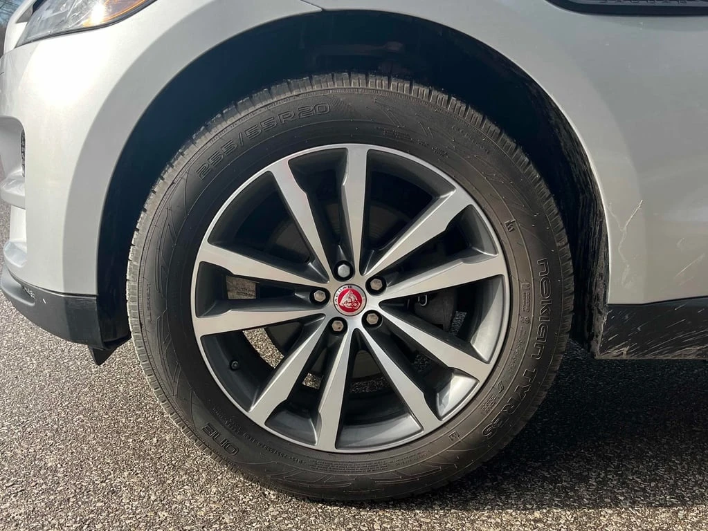 Jaguar F-PACE Supercharged 35T* Prestige * CARFAX *  - изображение 7