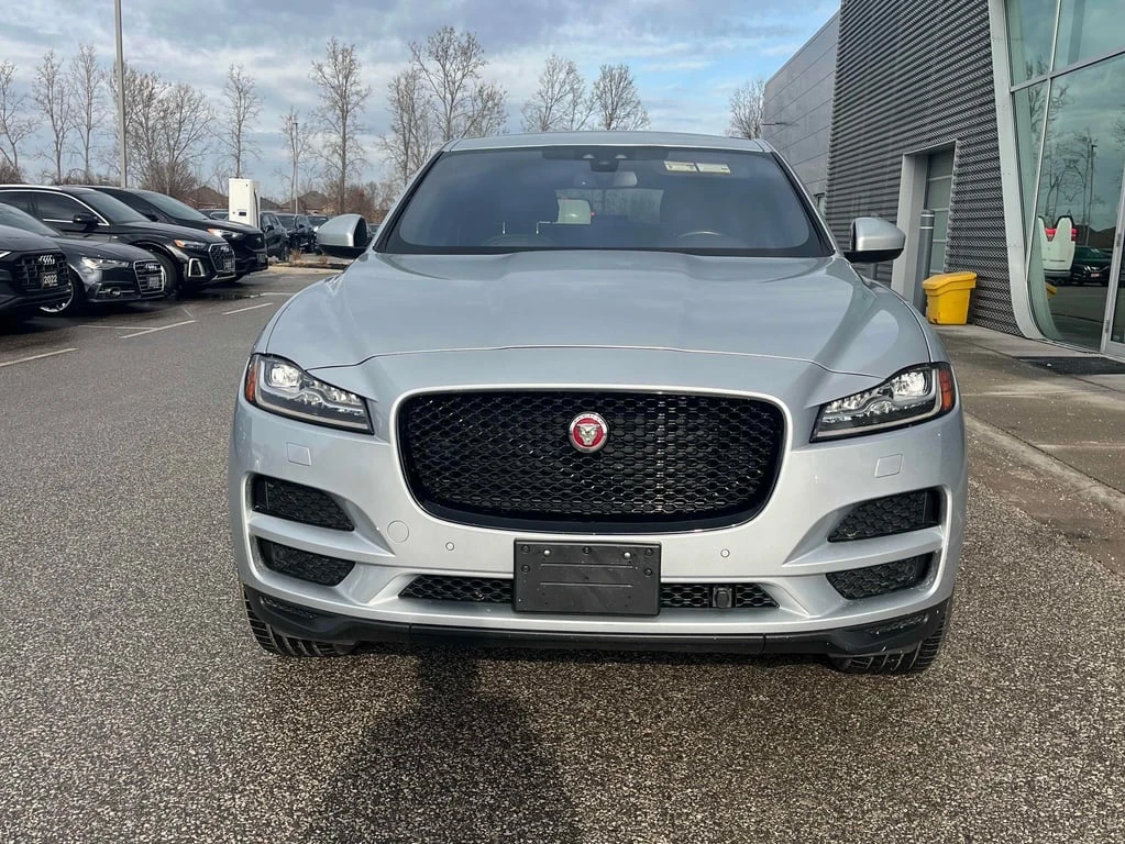 Jaguar F-PACE Supercharged 35T* Prestige * CARFAX *  - изображение 6