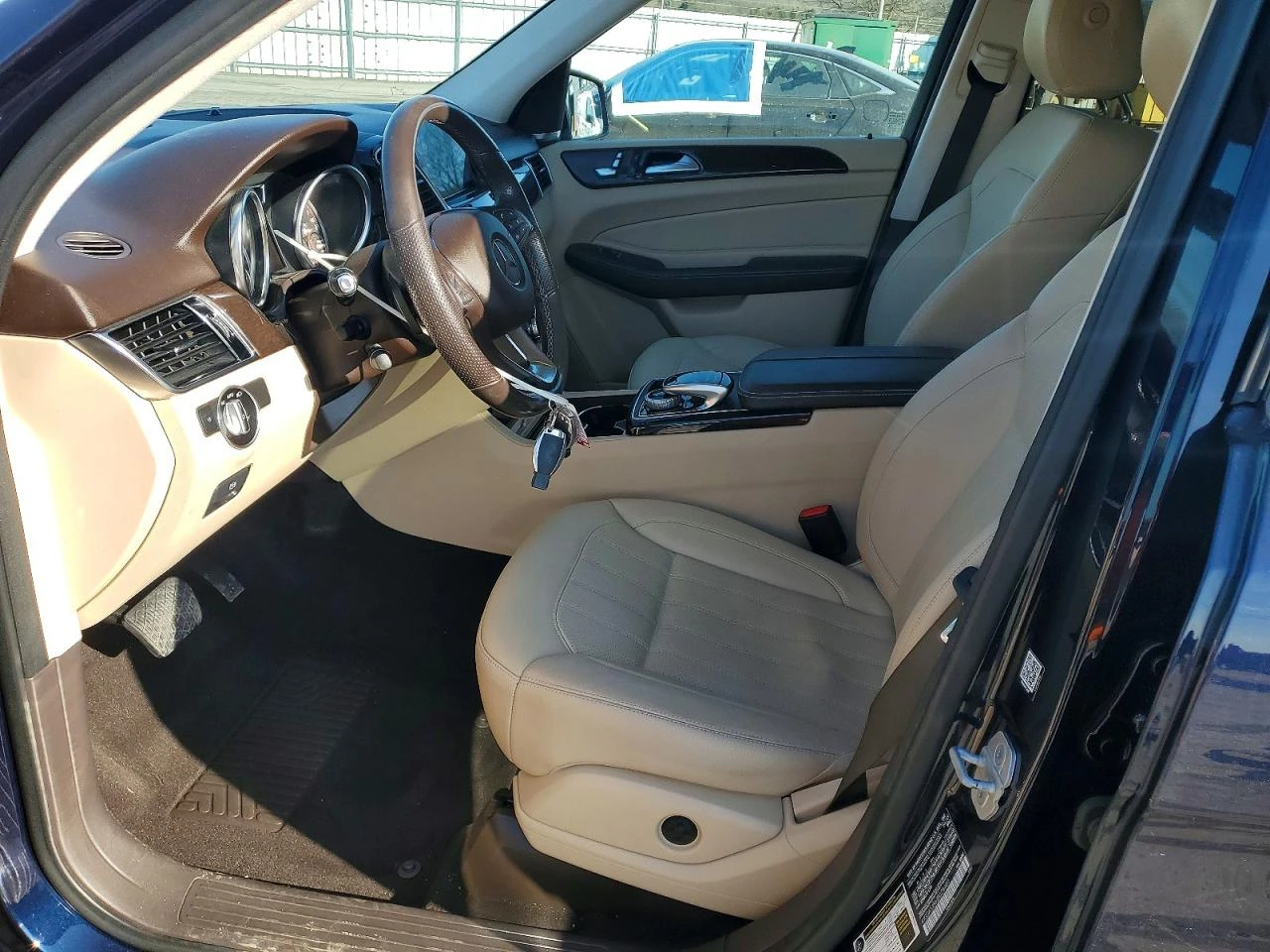 Mercedes-Benz GLE 350  - изображение 7