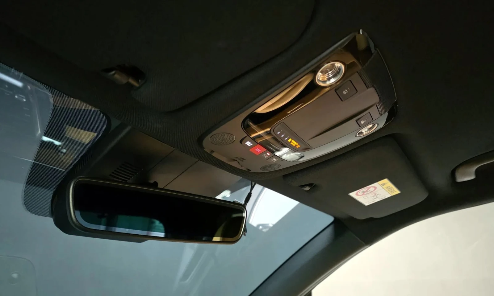 Kia Sorento Hev 1.6 4Wd Prestige, снимка 16 - Автомобили и джипове - 53912861