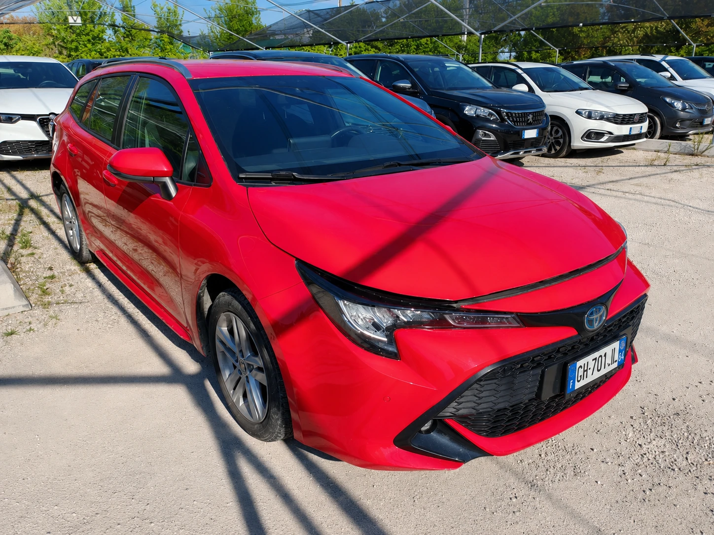 Toyota Corolla 1.8 HEV * 122к.с. * e-CVT * ПЕРФЕКТНА е-, снимка 2 - Автомобили и джипове - 54922381