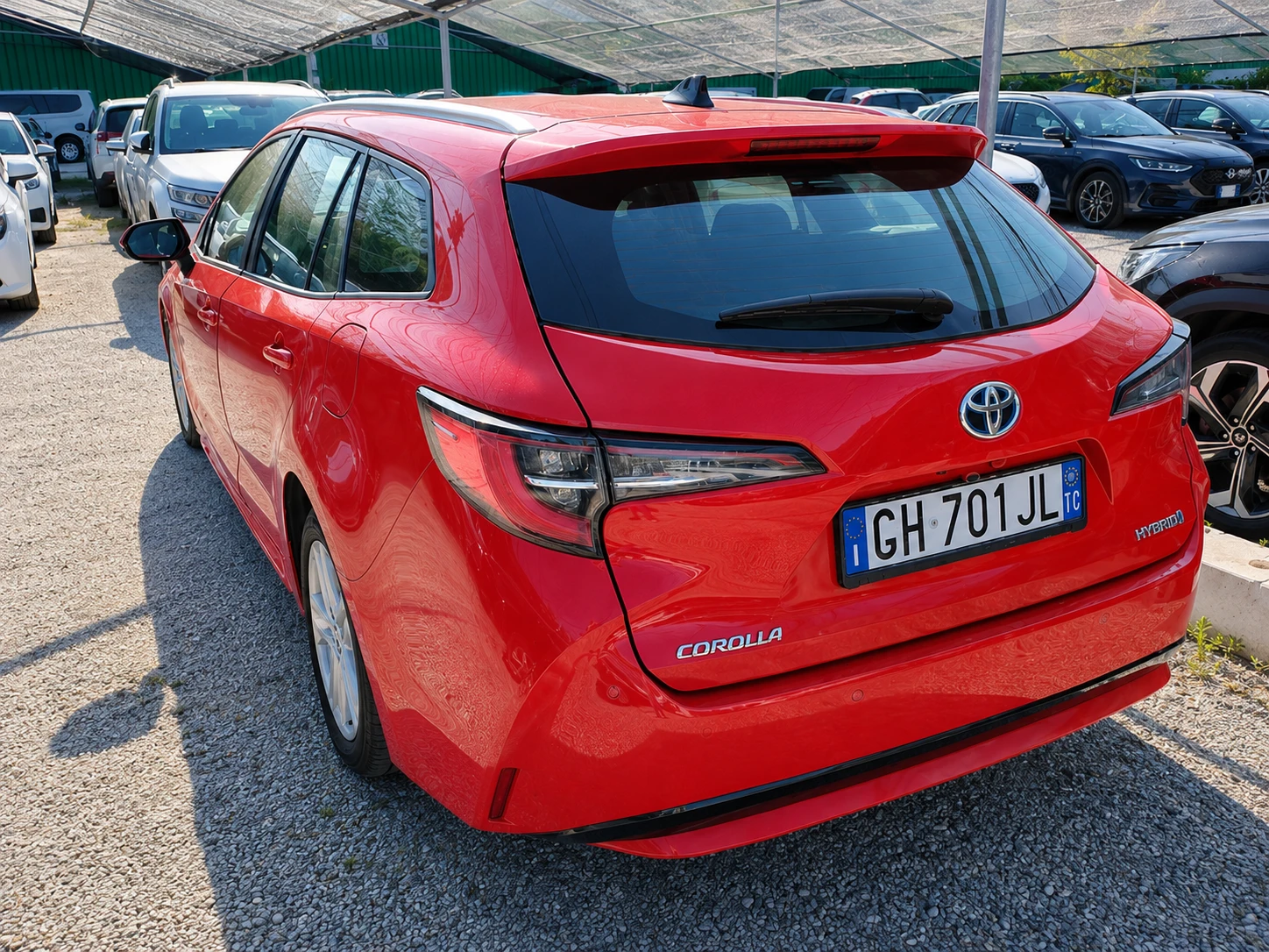 Toyota Corolla 1.8 HEV * 122к.с. * e-CVT * ПЕРФЕКТНА е-, снимка 5 - Автомобили и джипове - 54922381