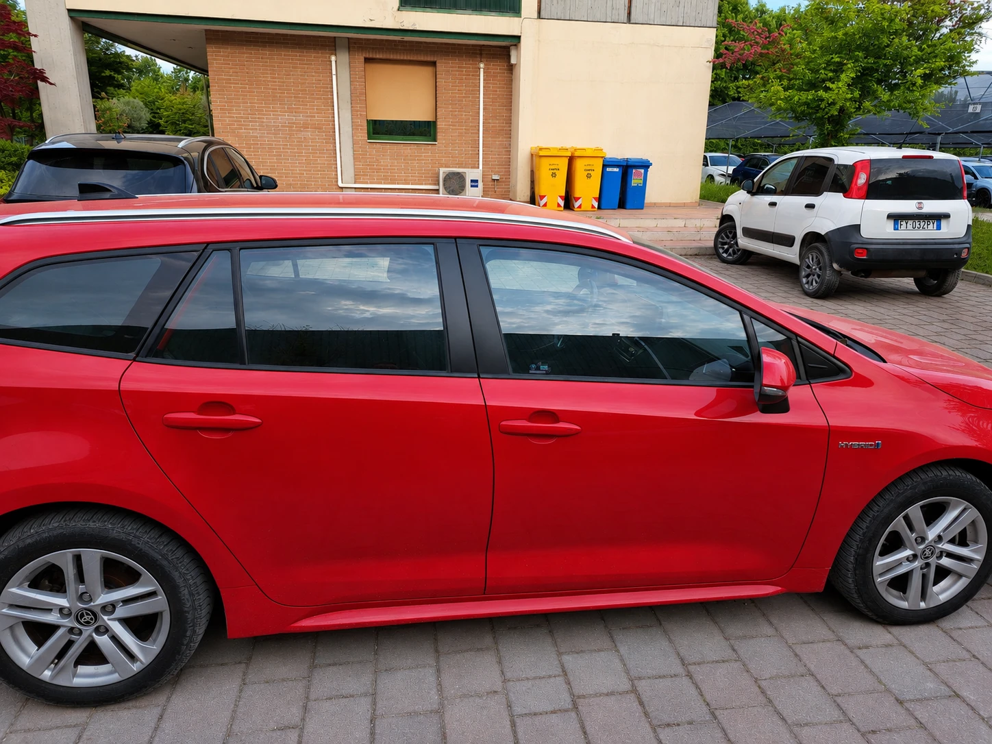 Toyota Corolla 1.8 HEV * 122к.с. * e-CVT * ПЕРФЕКТНА е-, снимка 6 - Автомобили и джипове - 54922381