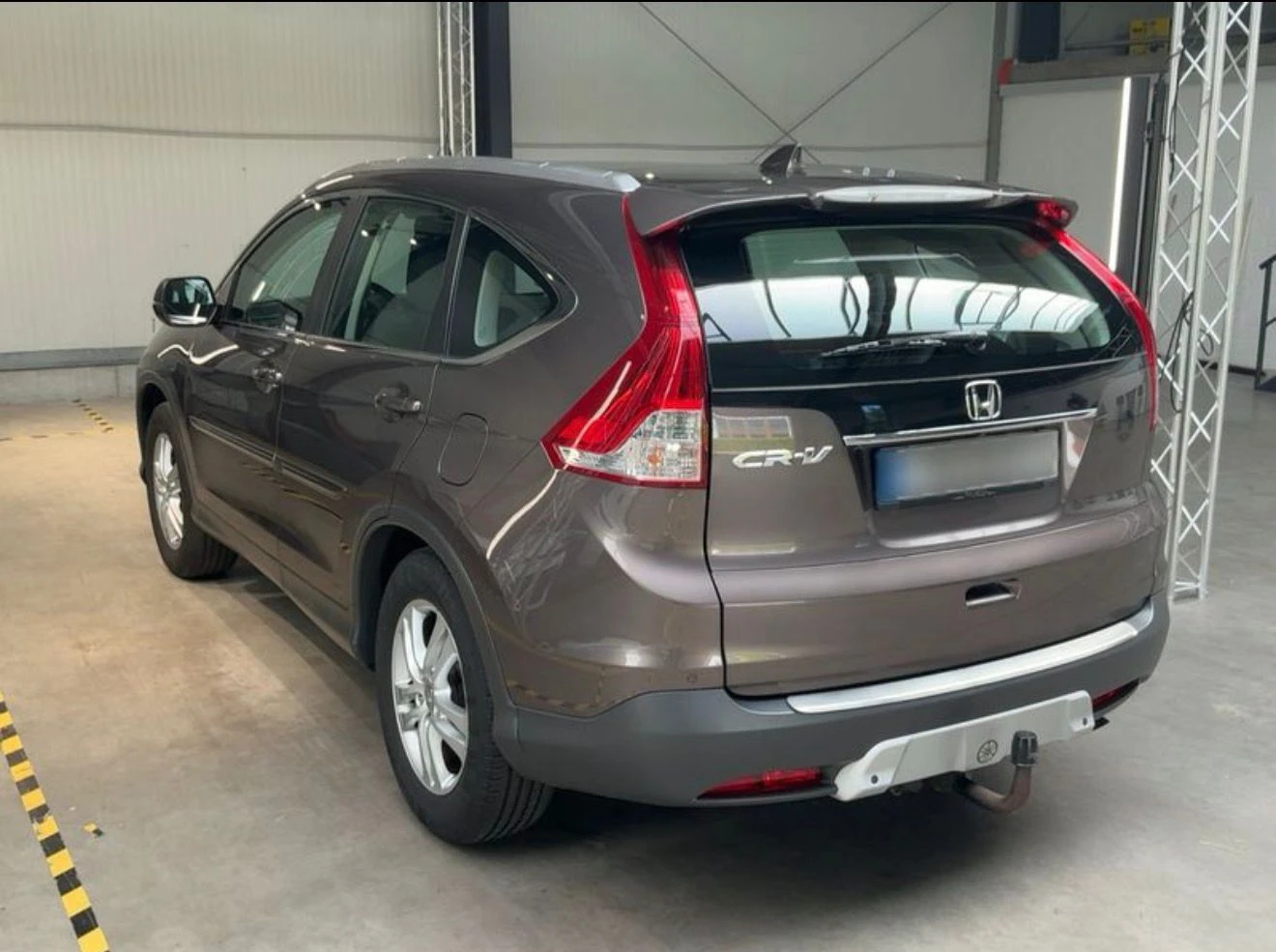 Honda Cr-v 2.0V TEC Лизинг през Уникредит по 197 евро на месе, снимка 4 - Автомобили и джипове - 54700167