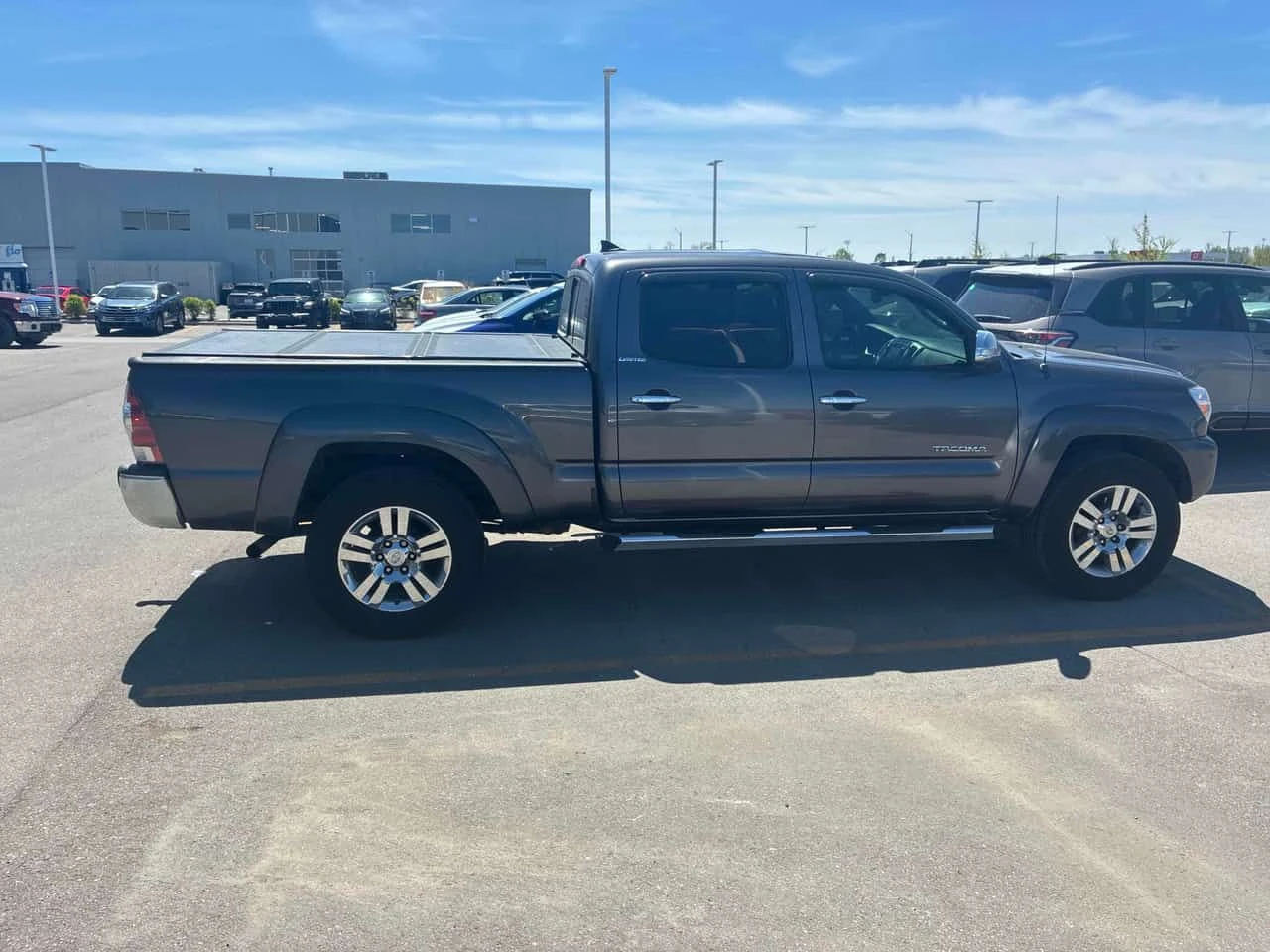 Toyota Tacoma * 4WD Double Cab V6 Auto* АВТОКРЕДИТ* , снимка 3 - Автомобили и джипове - 54807315