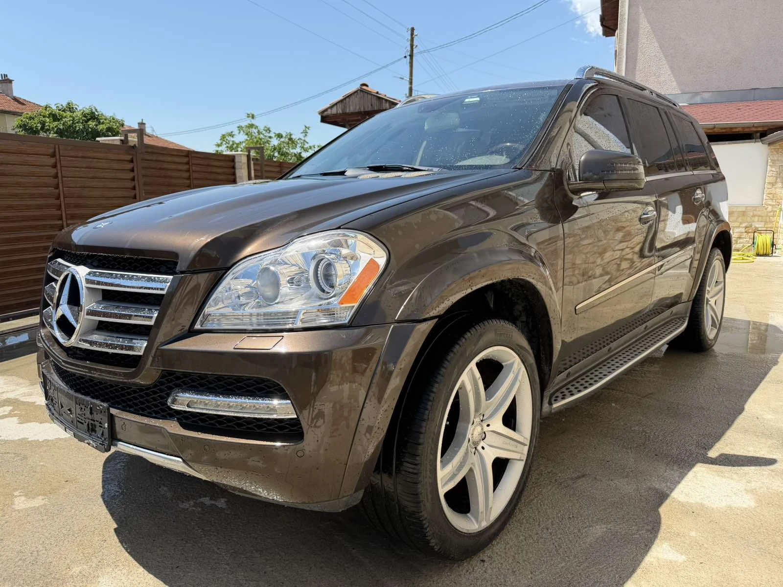 Mercedes-Benz GL 550