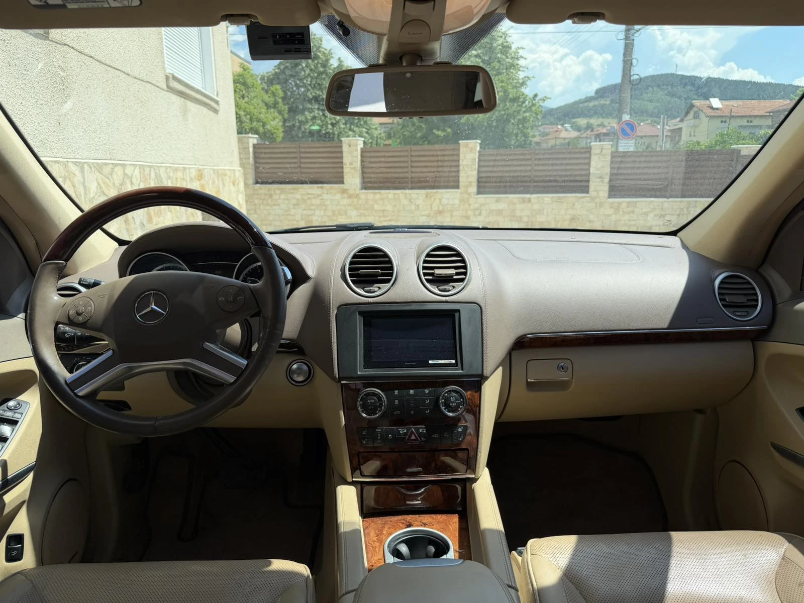 Mercedes-Benz GL 550, снимка 7 - Автомобили и джипове - 54869427
