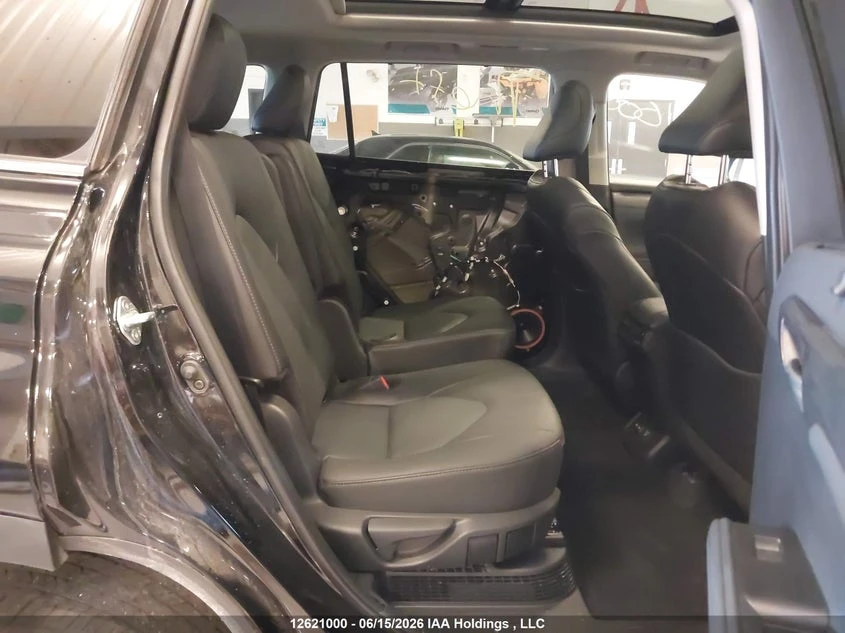 Toyota Highlander Hybrid Platinum AWD, снимка 8 - Автомобили и джипове - 54988364