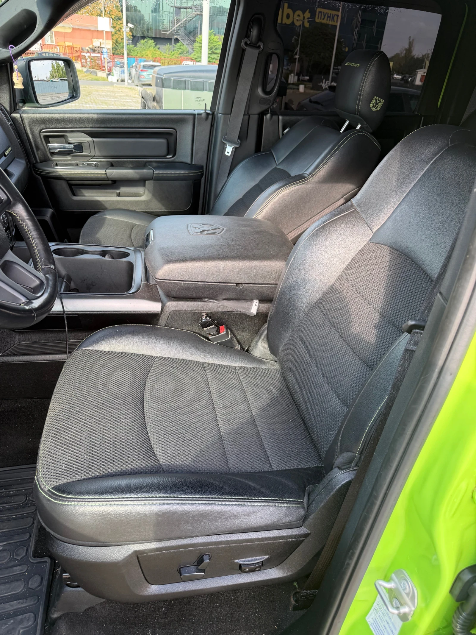 Dodge RAM 1500 Sport, снимка 8 - Автомобили и джипове - 56048040