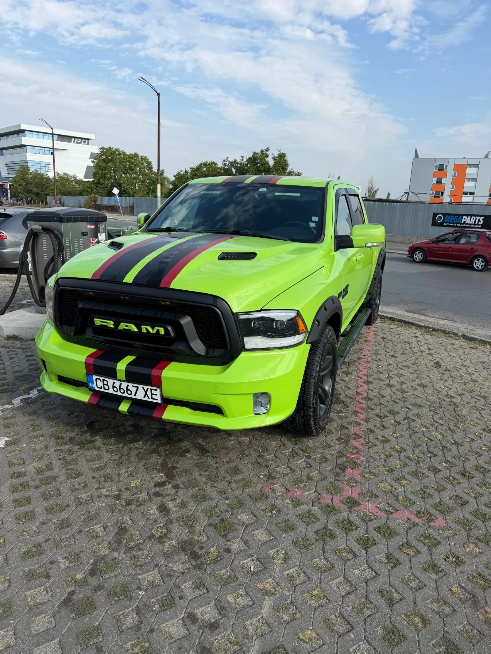 Dodge RAM 1500 Sport, снимка 4 - Автомобили и джипове - 56048040