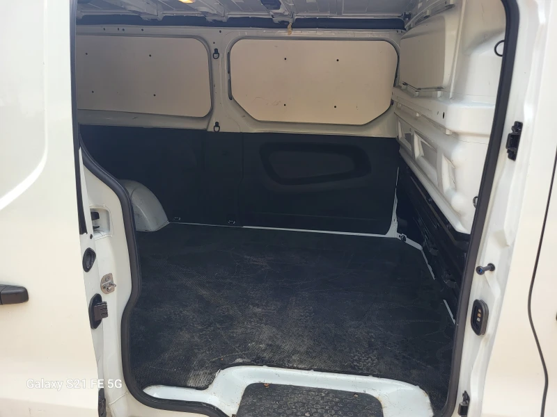 Renault Trafic L2H1 3, 0t Komfort, снимка 11 - Бусове и автобуси - 52008051