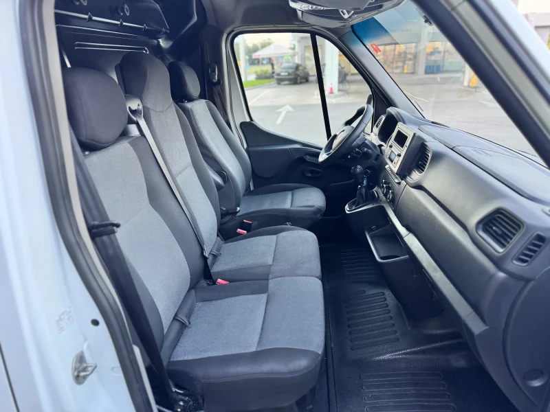 Renault Master 2.3 170hp MAXI!!!ФУЛ!!ТЕМПОМАТ!!!ЕКО!!!КЛИМА!!!ТОП, снимка 8 - Бусове и автобуси - 52369392