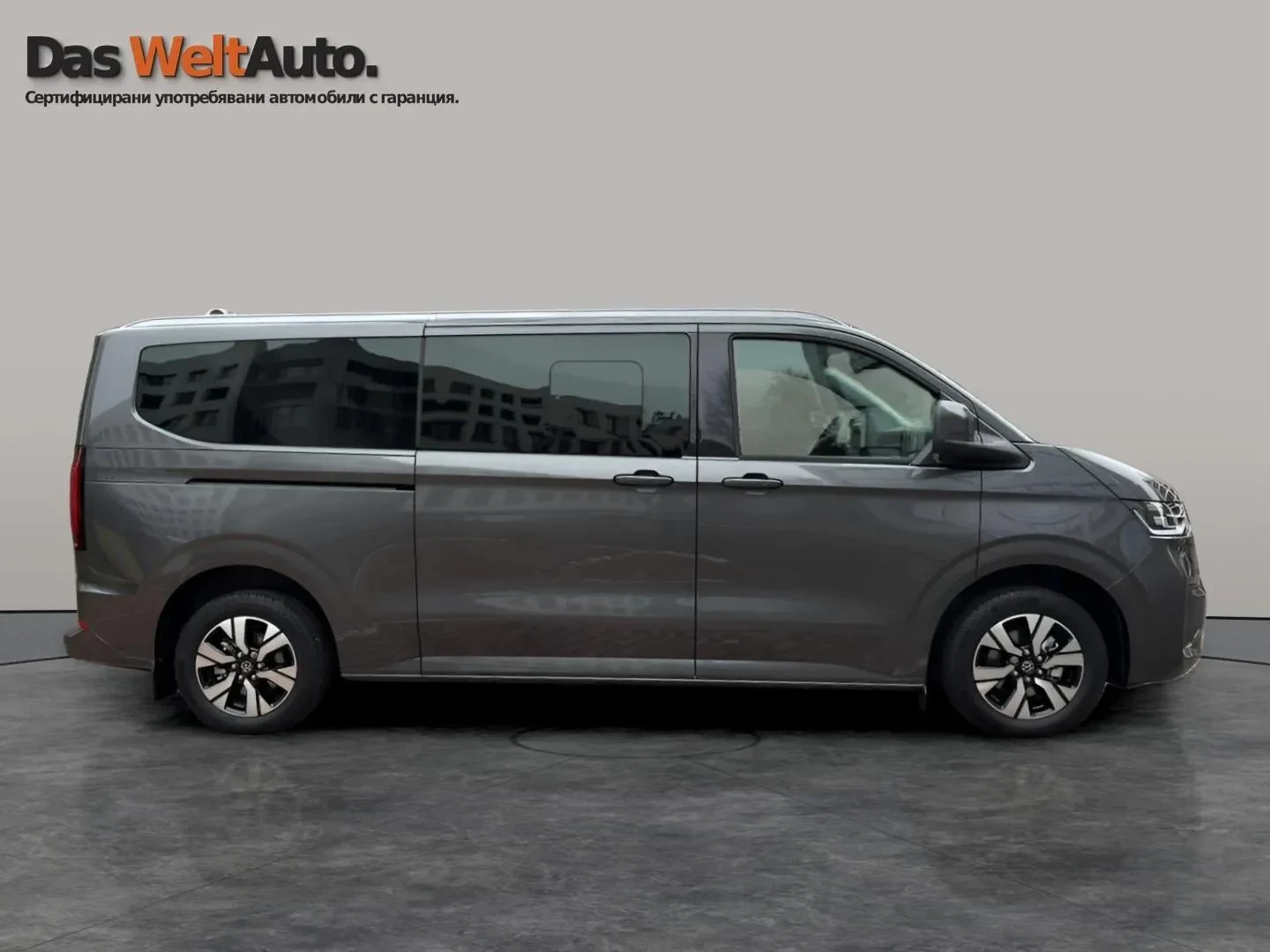 VW Caravelle e-Caravelle Style L 70 kWh 210 kW, снимка 3 - Бусове и автобуси - 56294555
