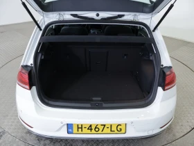 VW Golf Electric, снимка 4