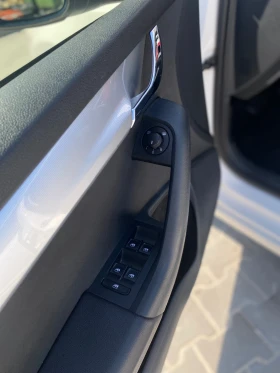Skoda Octavia 2.0 TDi, с ДДС, снимка 14