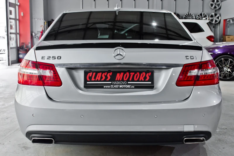 Mercedes-Benz E 250 cdi * Avantgarde* , снимка 6 - Автомобили и джипове - 42107919