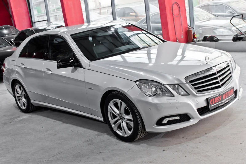 Mercedes-Benz E 250 cdi * Avantgarde* , снимка 3 - Автомобили и джипове - 42107919